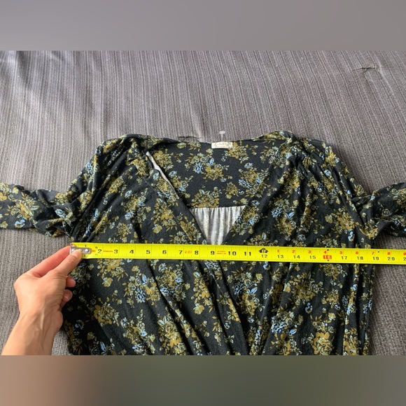 Free People Turnt Bodysuit Top V-neck Night Combo Floral Black Khaki Green L - Picture 13 of 16